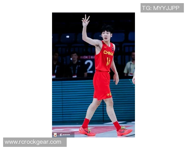 张博源获12个NCAAD1学校Offer今日访问伊利诺伊大学展现潜力与希望